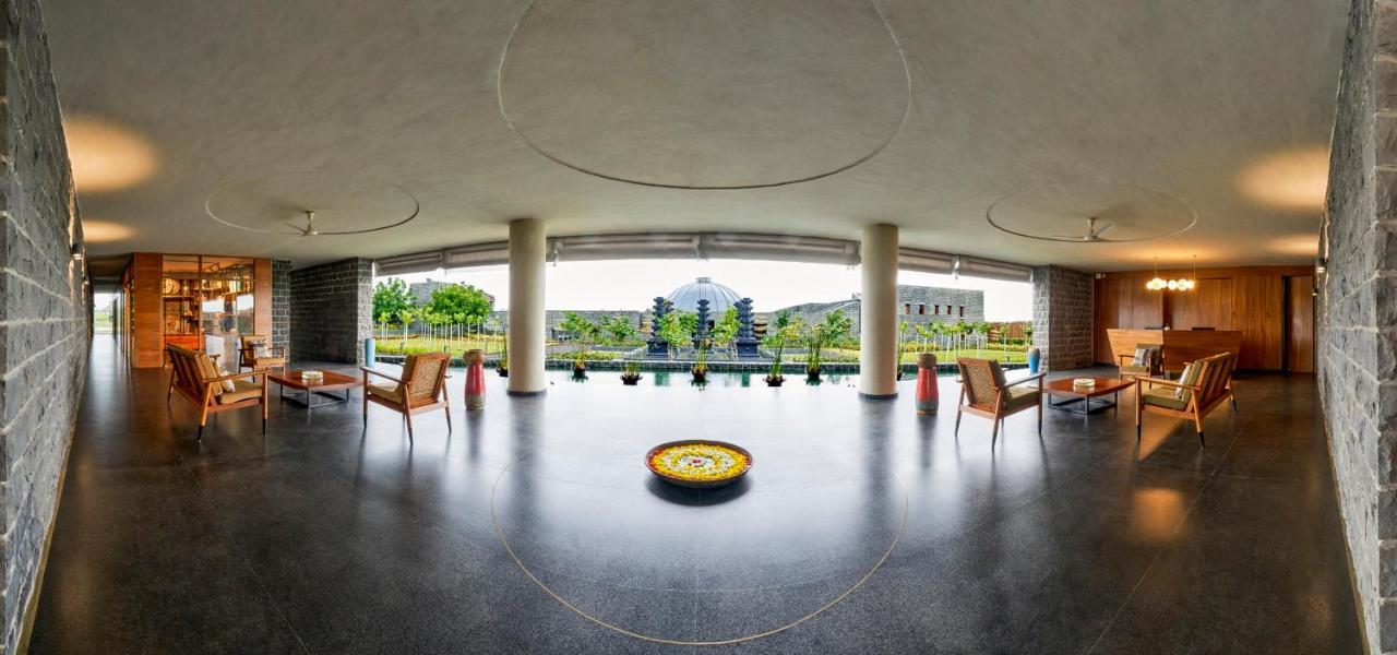 Viveda Wellness Village Nashik Exteriör bild