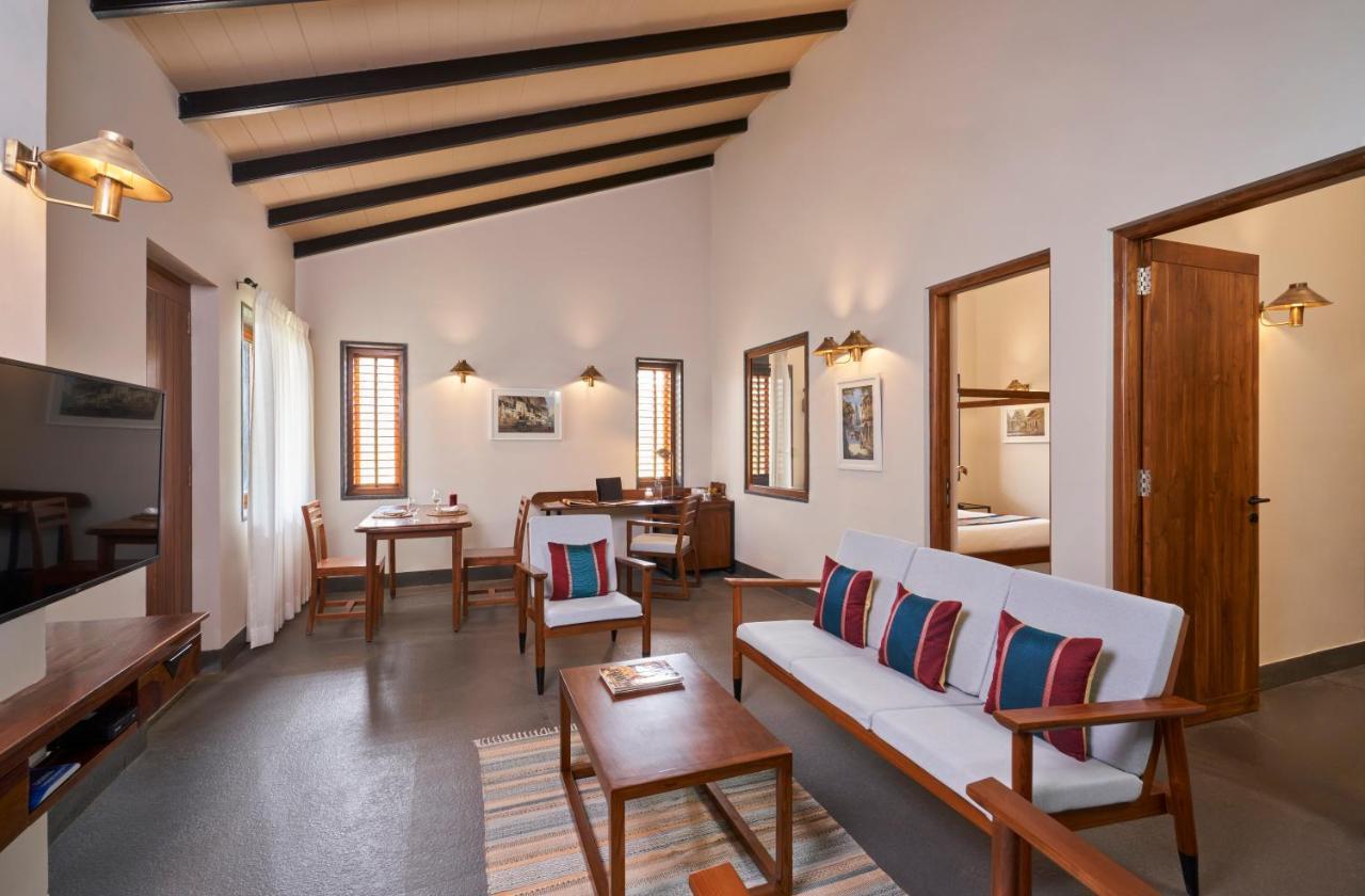 Viveda Wellness Village Nashik Exteriör bild